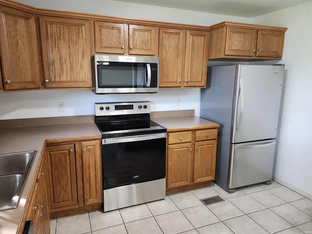 $299,000 | 639 Sterchi Drive, Evansville, IN 47711