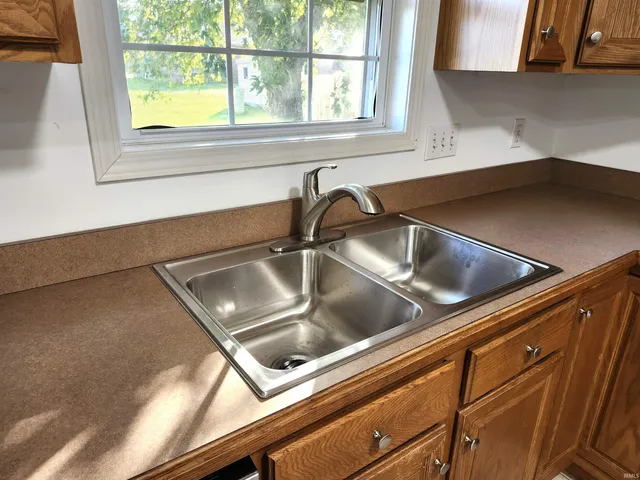 $299,000 | 639 Sterchi Drive, Evansville, IN 47711