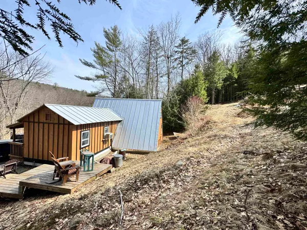$285,000 | 2719 Nh Route, Orford, NH 03777