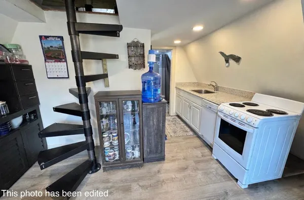 $285,000 | 2719 Nh Route, Orford, NH 03777