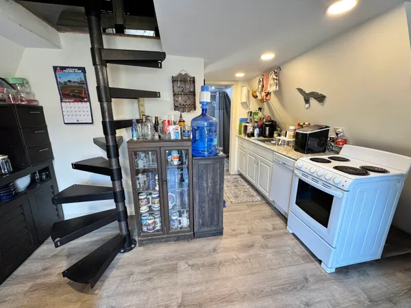 $285,000 | 2719 Nh Route, Orford, NH 03777