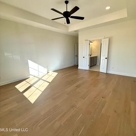 $346,900 | 502 Bolivar Drive, Nesbit, MS 38651