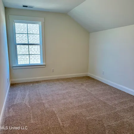 $346,900 | 502 Bolivar Drive, Nesbit, MS 38651