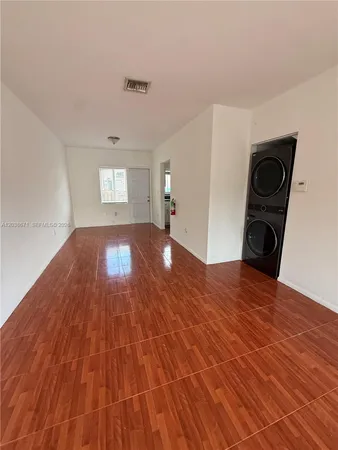 $2,200 | 481 Northwest 84th Lane, Unit 481, Miami, FL 33150