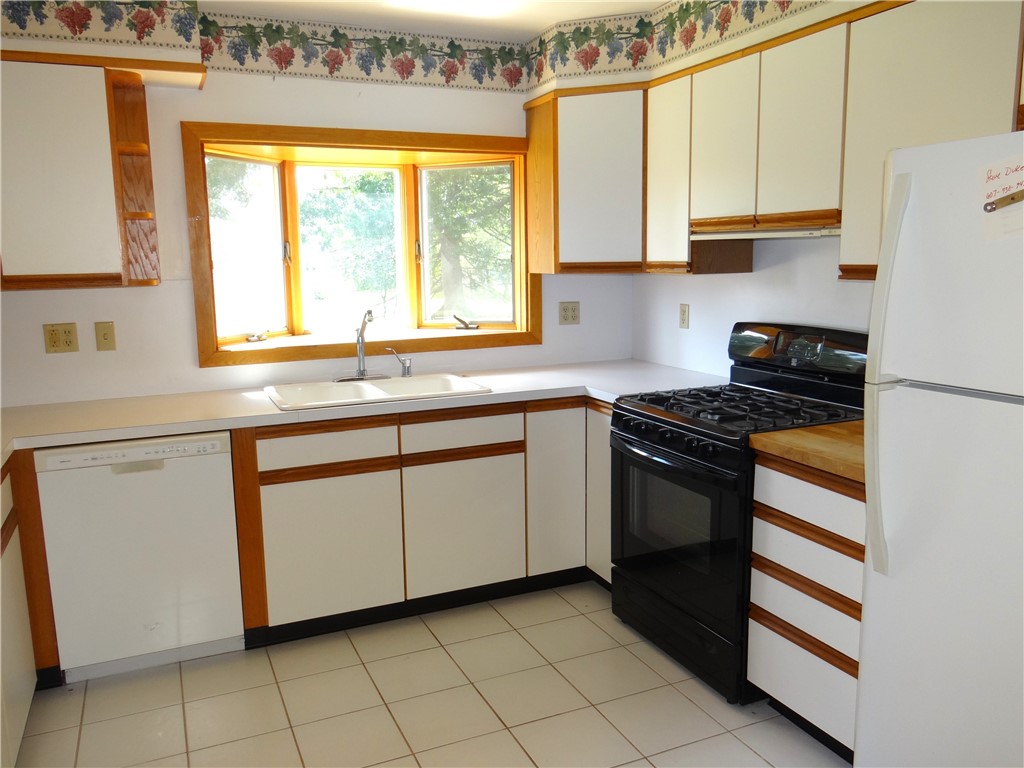 607 Cornell Road Elmira, NY 14905 - Photo 16 of 49