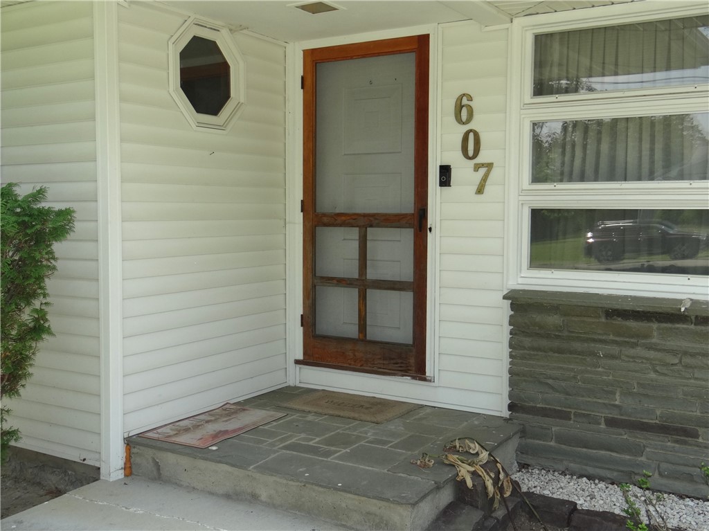 607 Cornell Road Elmira, NY 14905 - Photo 4 of 49