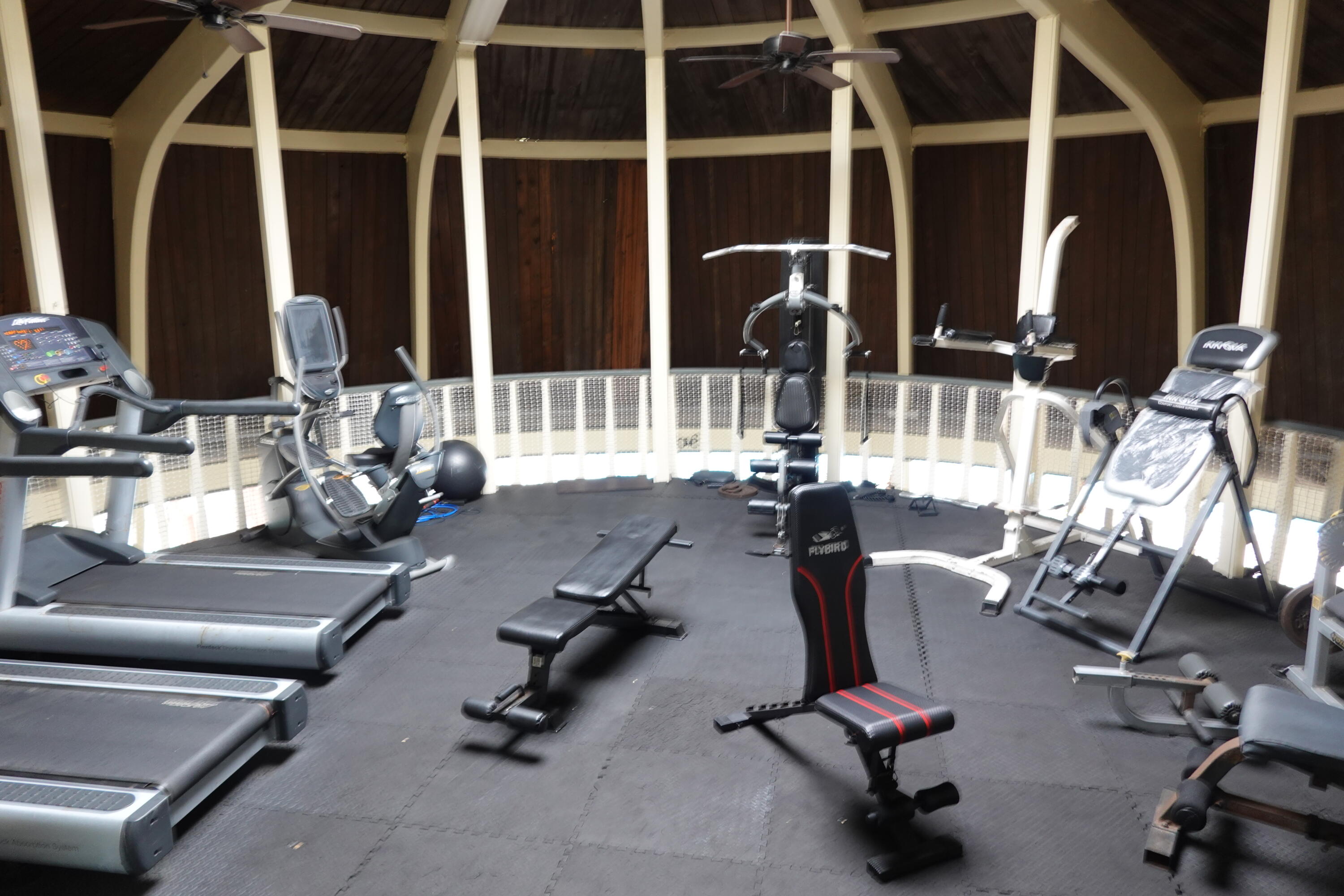 5321 Northeast 24th Terrace, Unit 112A Fort Lauderdale, FL 33308 - Photo 16 of 21 a view of a room with gym equipment