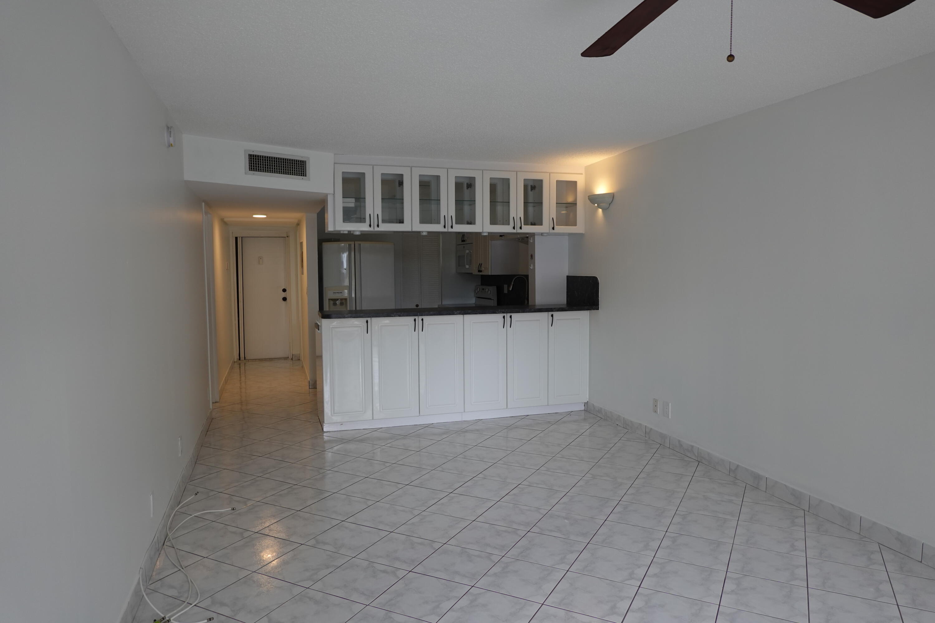 5321 Northeast 24th Terrace, Unit 112A Fort Lauderdale, FL 33308 - Photo 2 of 21