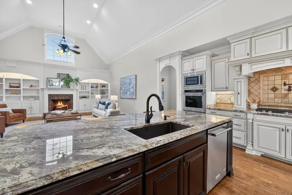 $1,115,000 | 8008 Puddleduck Lane, Spring Hill, TN 37174