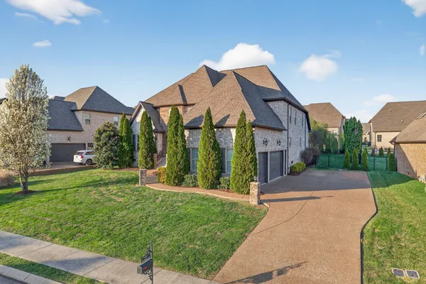 $1,115,000 | 8008 Puddleduck Lane, Spring Hill, TN 37174