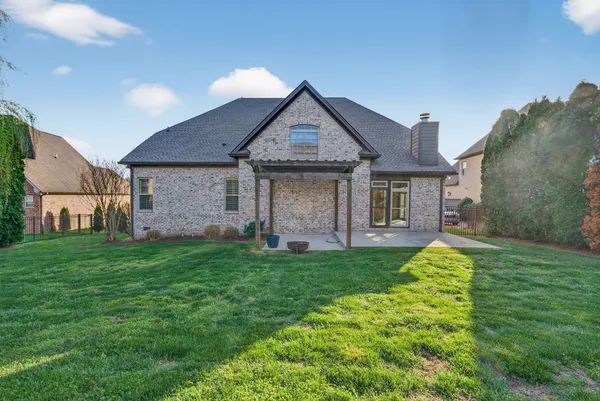 $1,115,000 | 8008 Puddleduck Lane, Spring Hill, TN 37174