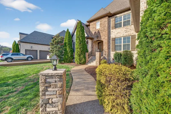 $1,115,000 | 8008 Puddleduck Lane, Spring Hill, TN 37174
