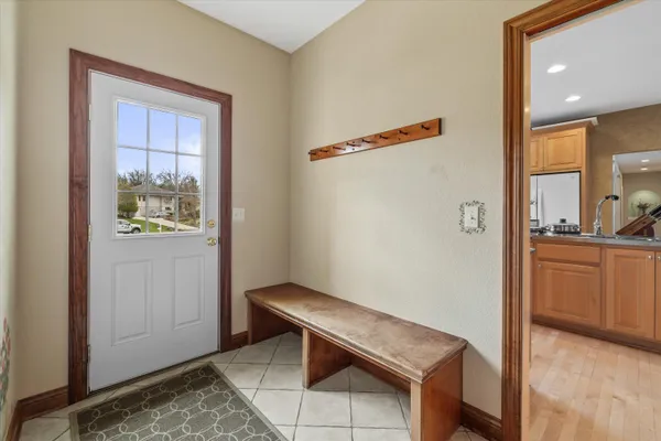 $1,100,000 | W282-n4331 Somerset Lane, Delafield, WI 53072