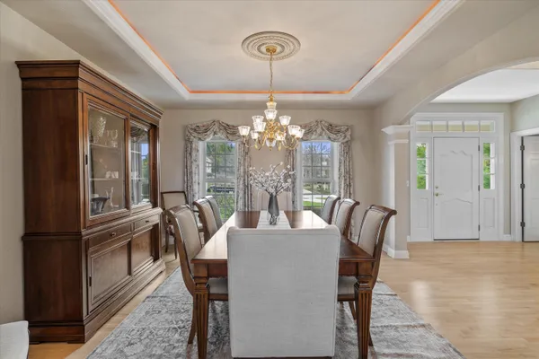 $1,100,000 | W282-n4331 Somerset Lane, Delafield, WI 53072
