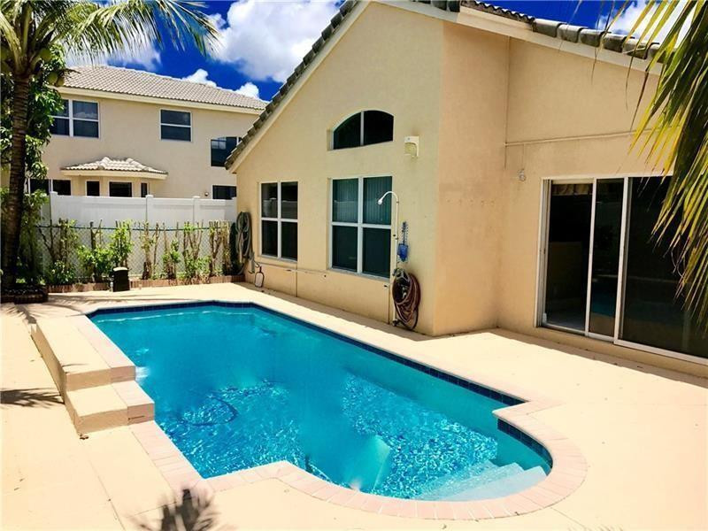 9821 Red Heart Lane Tamarac, FL 33321 - Photo 22 of 24 Photo 22