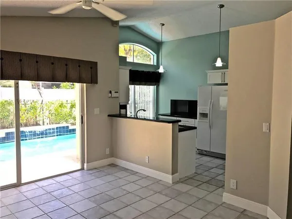 $3,250 | 9821 Red Heart Lane, Tamarac, FL 33321