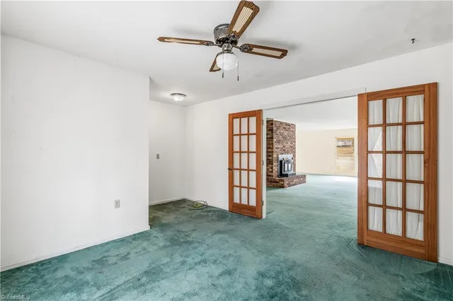 $394,900 | 2126 Chestnut Drive, High Point, NC 27262