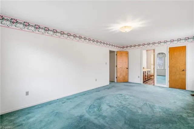 $394,900 | 2126 Chestnut Drive, High Point, NC 27262