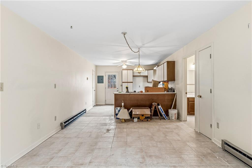 2126 Chestnut Drive High Point, NC 27262 - Photo 44 of 49 Detached Appartment