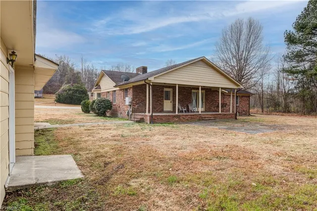 $394,900 | 2126 Chestnut Drive, High Point, NC 27262