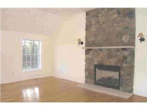 18 Flat Rock Road Windham, NH 03087 - Photo 3 of 5
