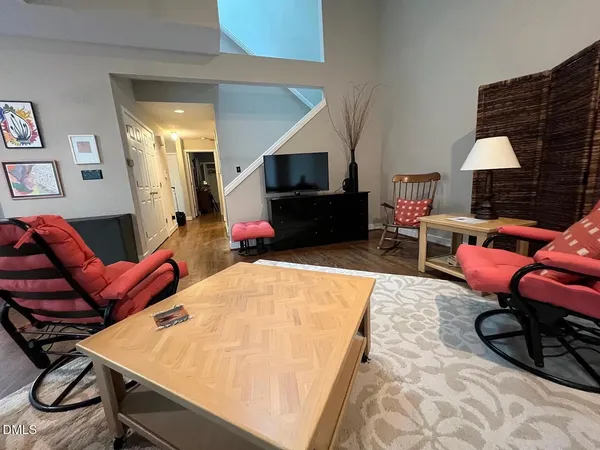 $1,950 | 23 Bloomsbury Court, Chapel Hill, NC 27517
