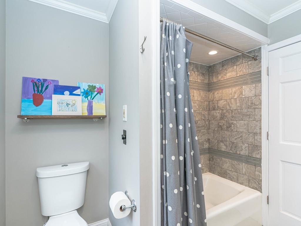 61376 North Ridge Trail Washington, MI 48094 - Photo 33 of 74 50047450-32.JPG