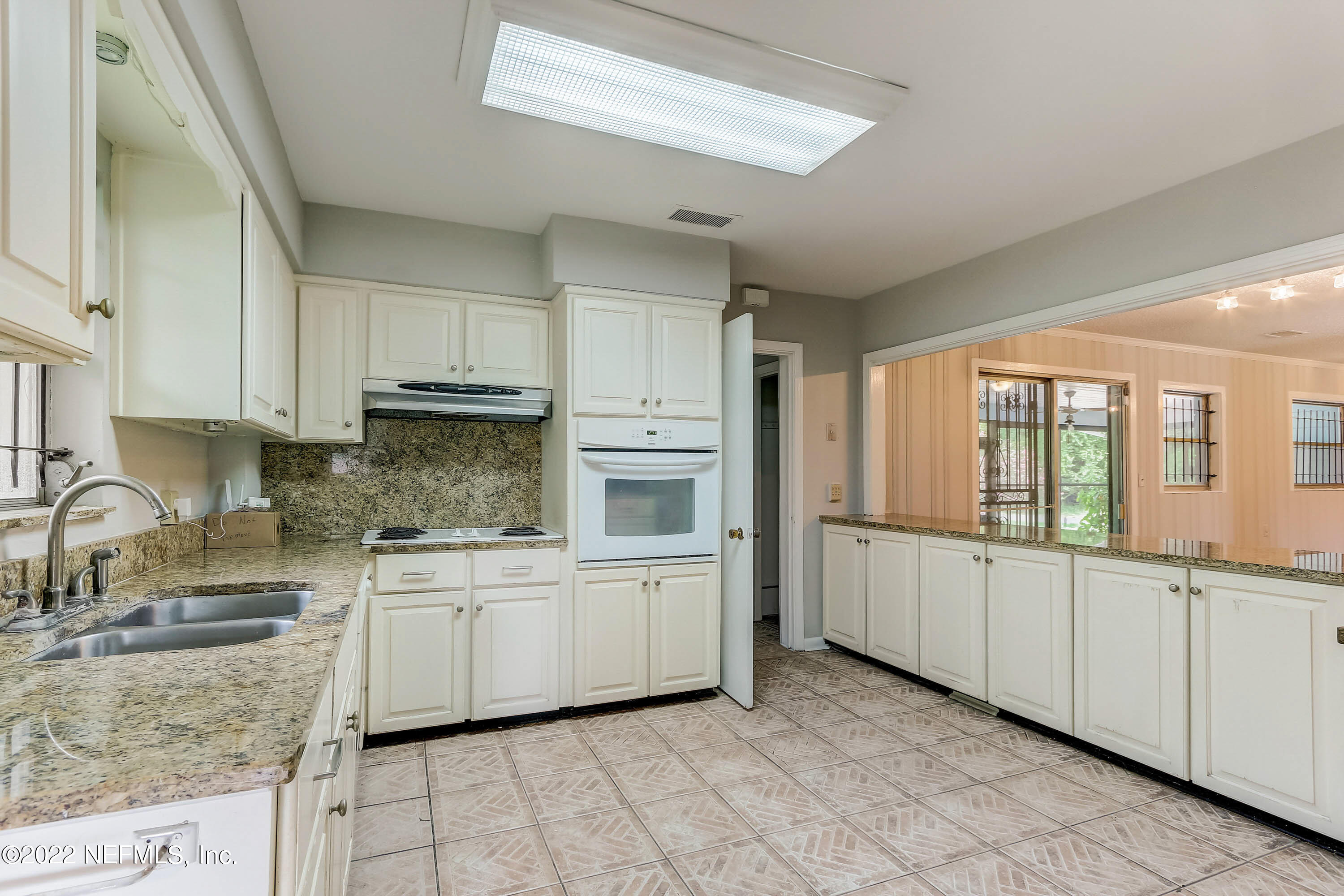 6072 Ribault Road Jacksonville, FL 32209 - Photo 4 of 32 listing_3