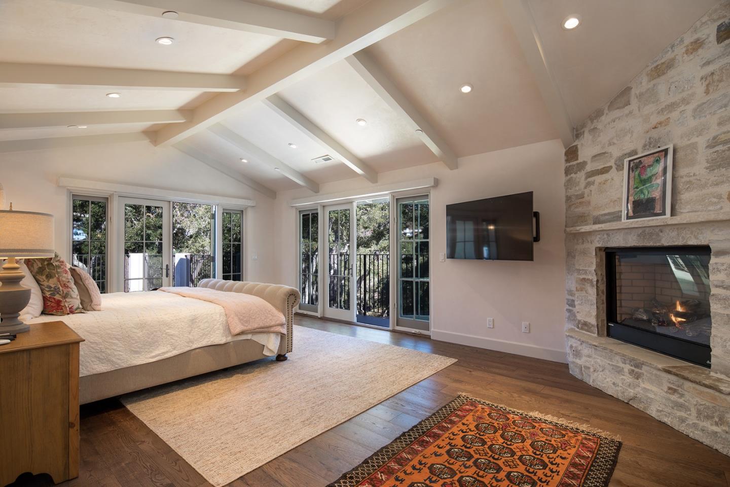 25690 Hatton Road Carmel, CA 93923 - Photo 14 of 41 Gallery Image 14