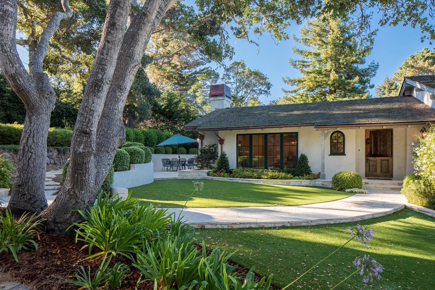 25690 Hatton Road Carmel, CA 93923 - Photo 32 of 41 Gallery Image 32