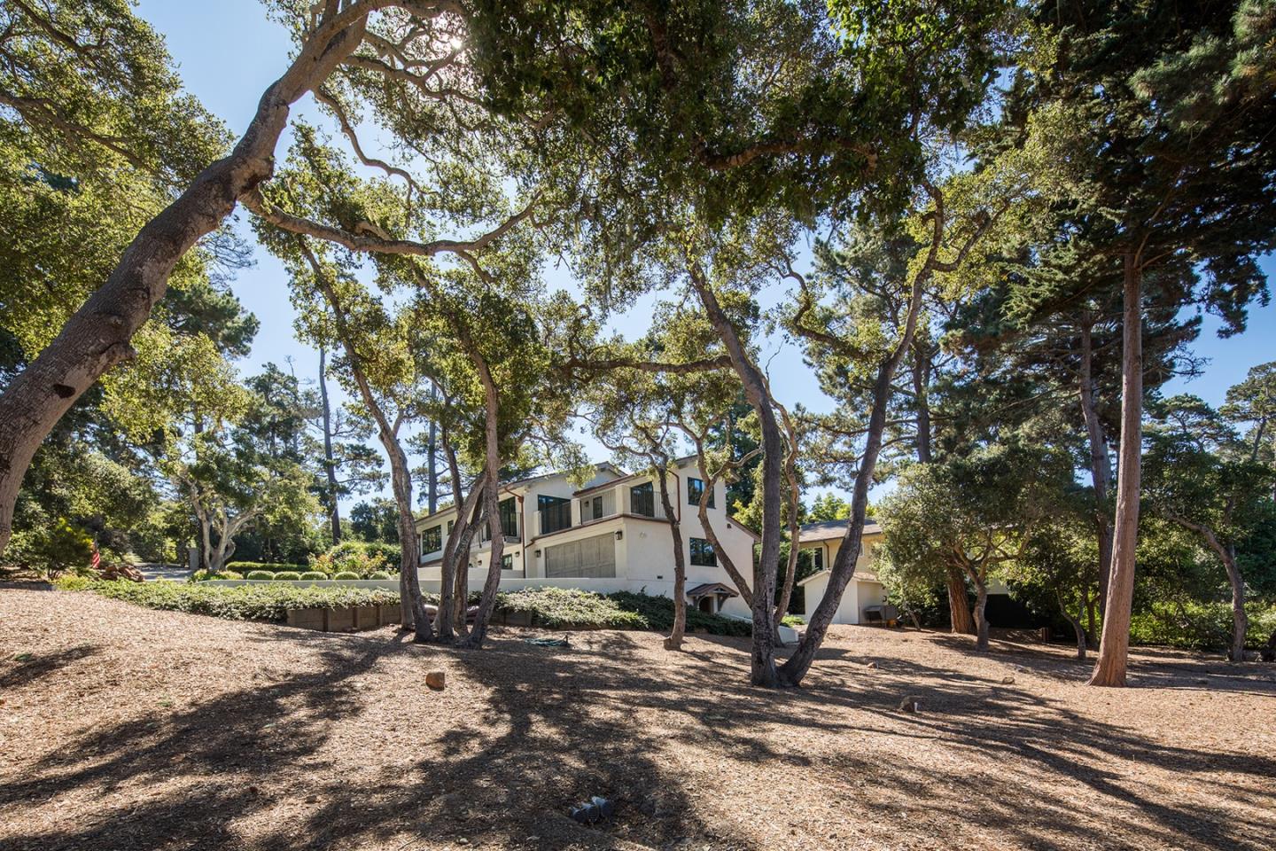 25690 Hatton Road Carmel, CA 93923 - Photo 38 of 41 Gallery Image 38