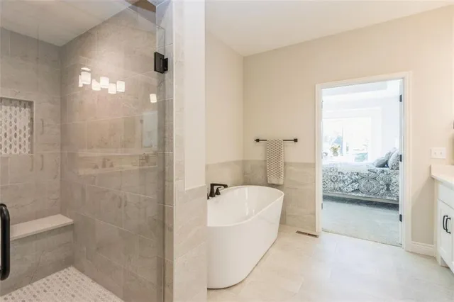 $579,950 | 11431 South Waterford Drive, Olathe, KS 66061