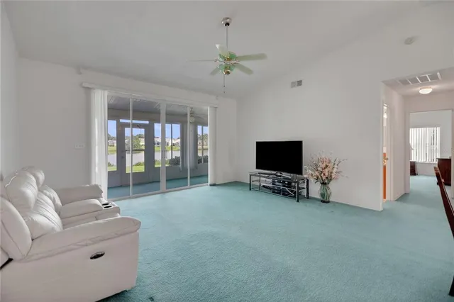 $274,900 | 5089 El Destino Drive, Leesburg, FL 34748