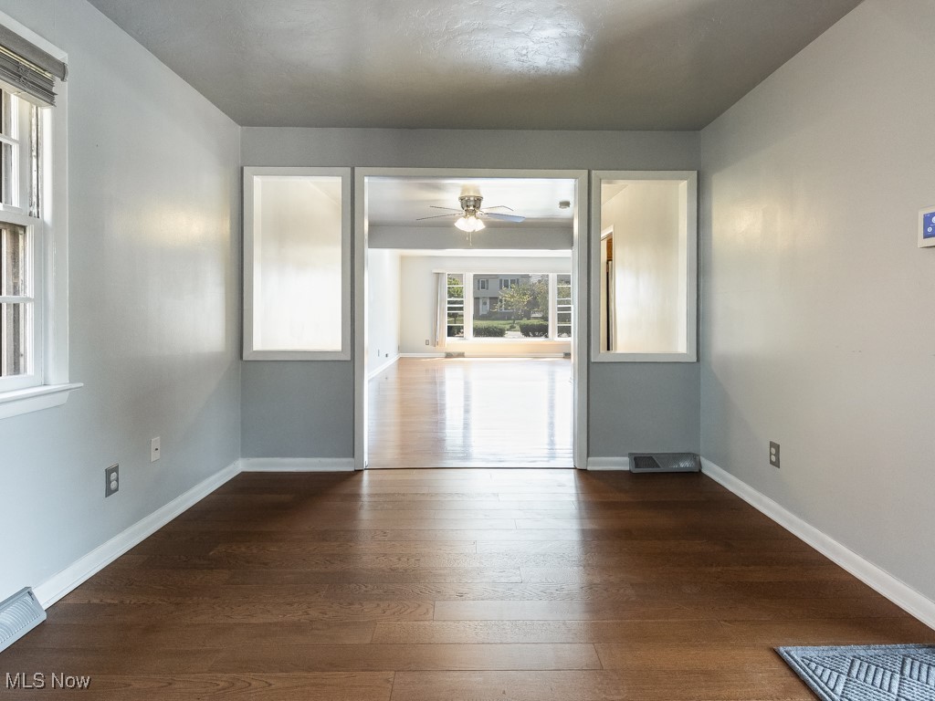 2348 Saybrook Road Cleveland, OH 44118 - Photo 13 of 37