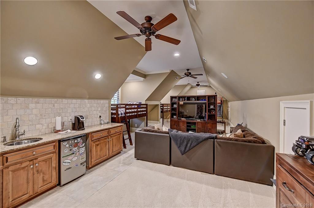 5808 Natoma Road Clover, SC 29710 - Photo 18 of 36