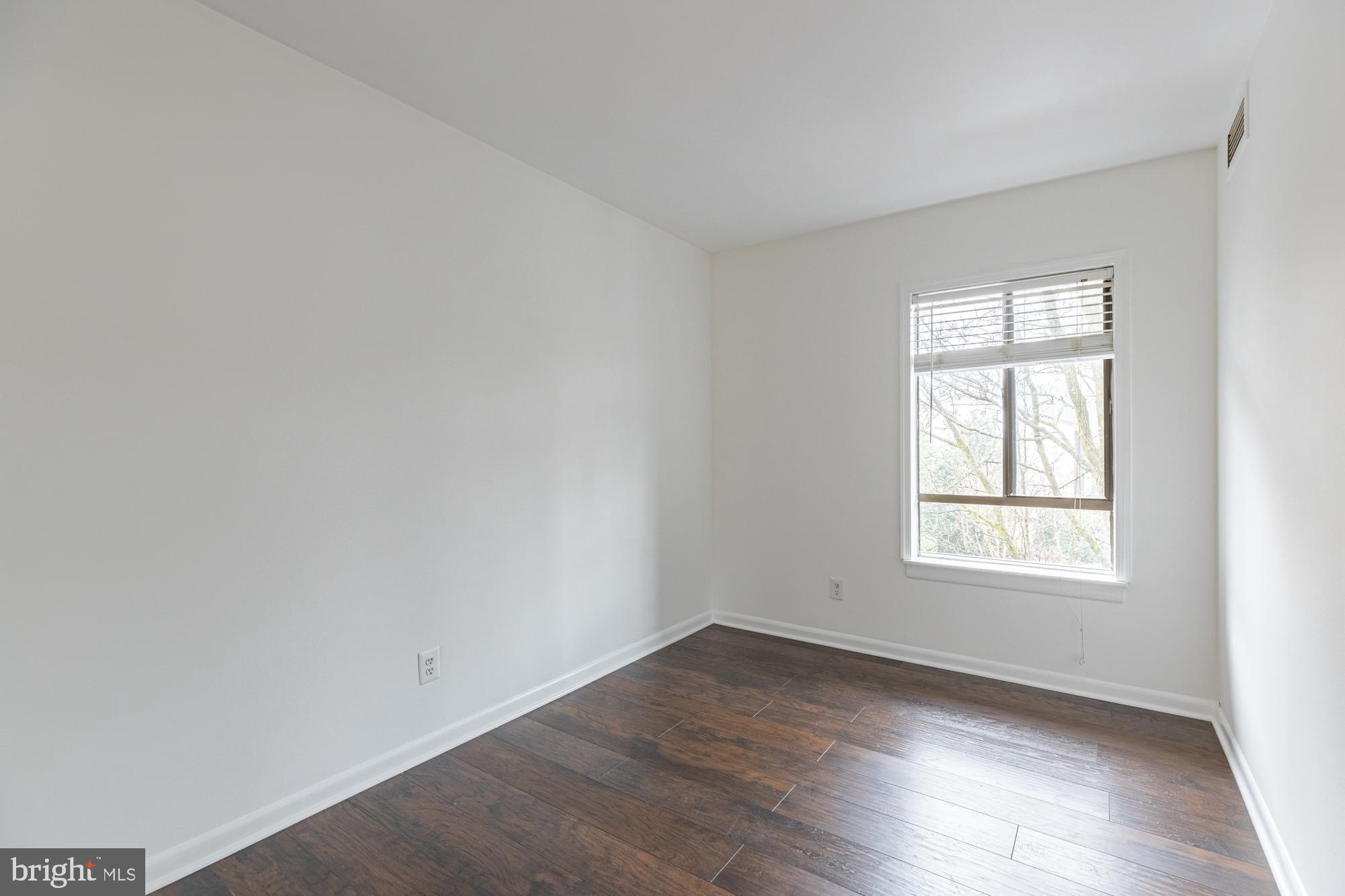 11603 Stoneview Square, Unit 21C Reston, VA 20191 - Photo 15 of 30