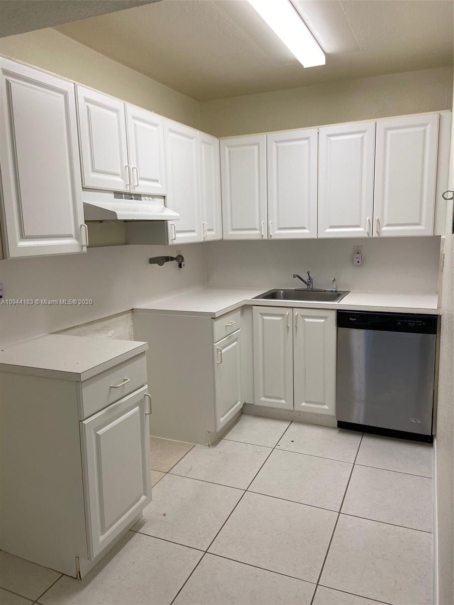 17530 Northwest 68th Avenue, Unit C3012 Hialeah, FL 33015 - Photo 3 of 11