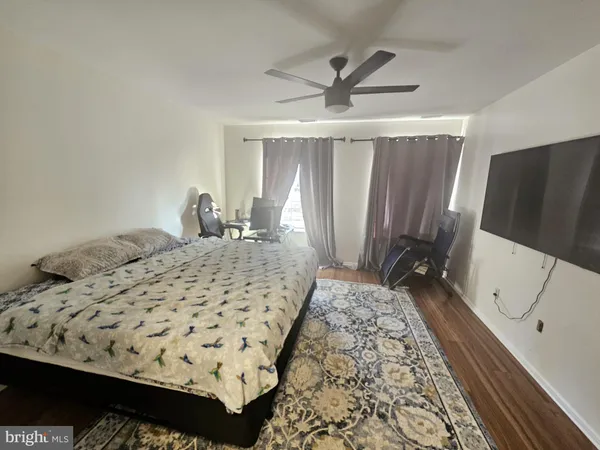 $1,600 | 3016 Ivy Bush Court, Unit 9, Mays Landing, NJ 08330