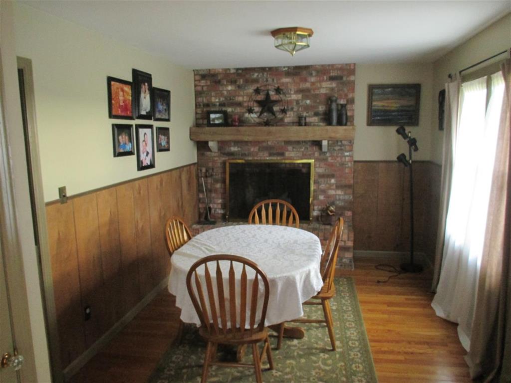 248 Vehslage Road Seymour, IN 47274 - Photo 4 of 19 Gallery Image 4