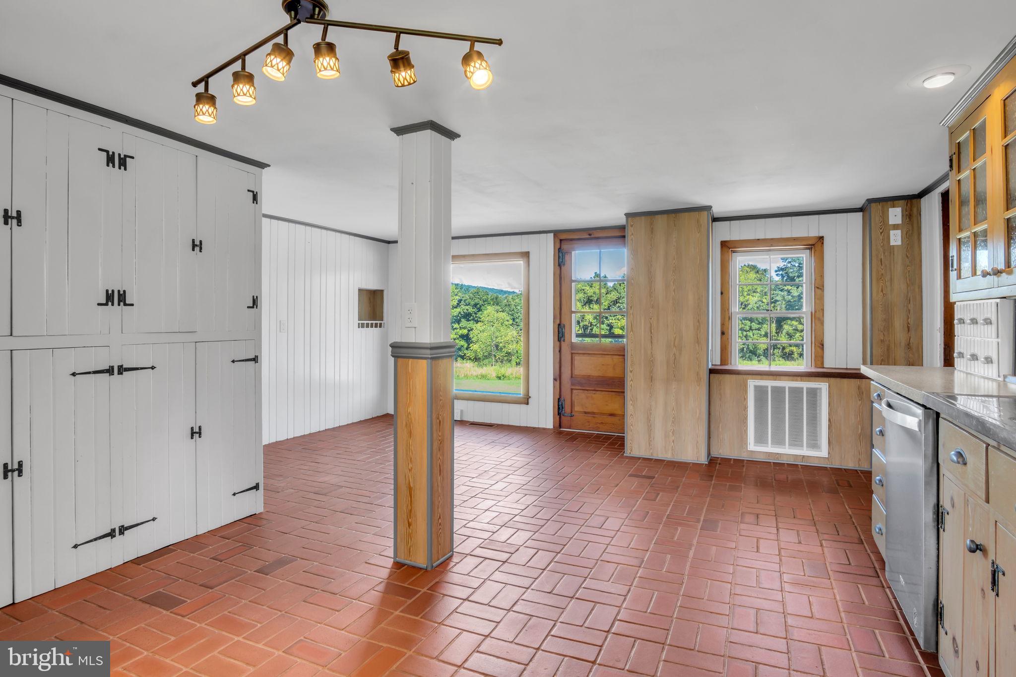 2067 Back Road Halifax, PA 17032 - Photo 14 of 53 Gallery Image 14