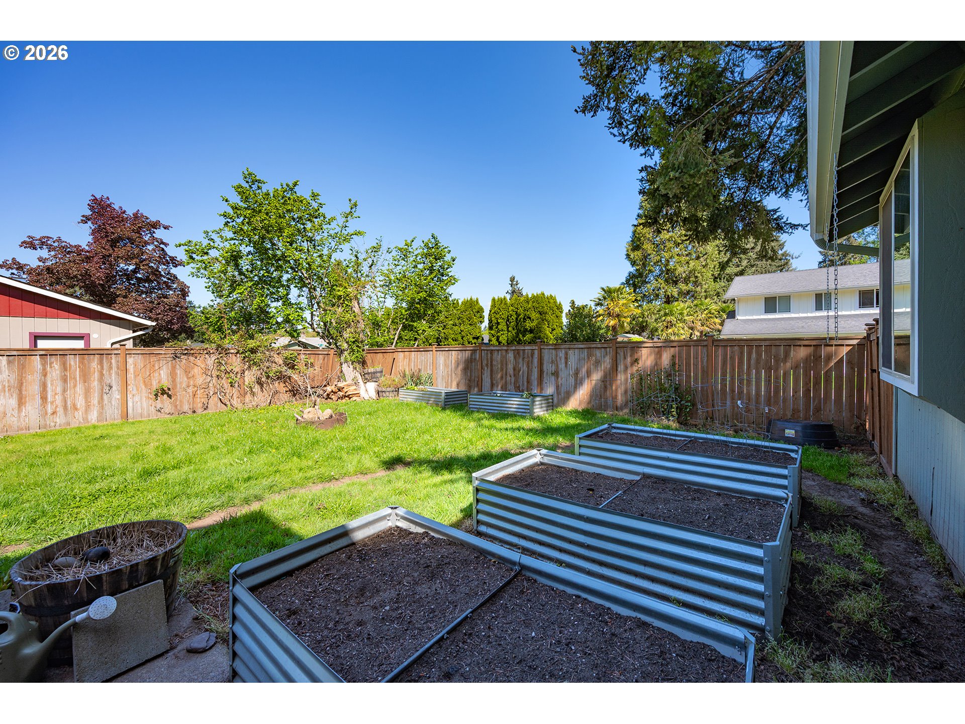 690 71st Street Springfield, OR 97478 - Photo 27 of 38