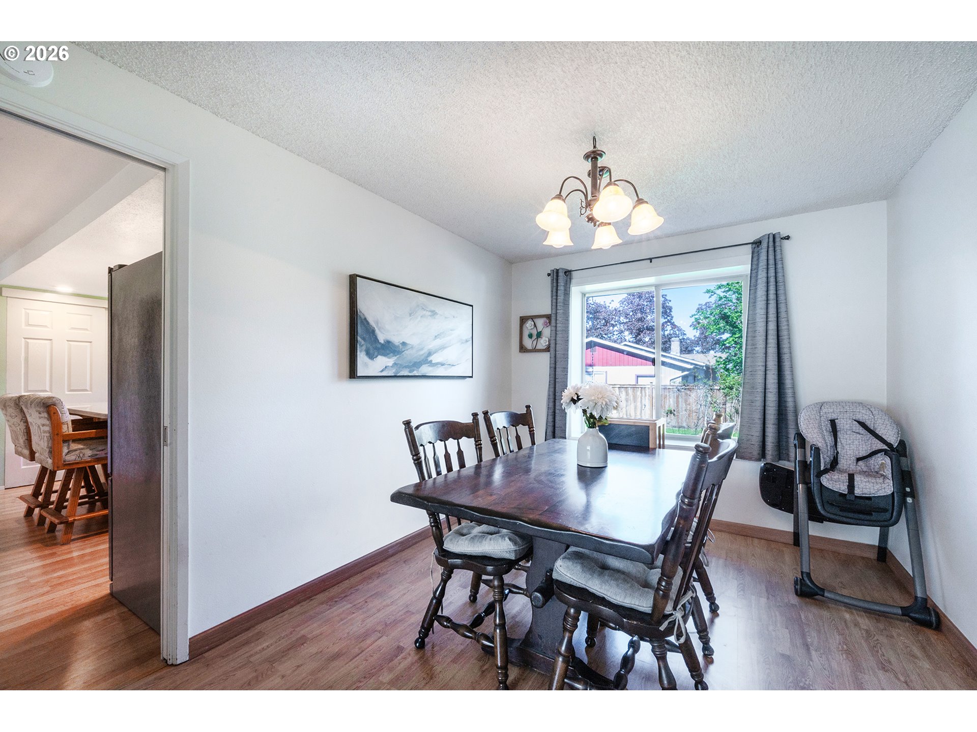 690 71st Street Springfield, OR 97478 - Photo 4 of 38