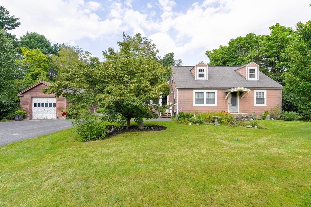 375 Main Street Townsend, MA 01474 - Photo 1 of 22 Gallery Image 1
