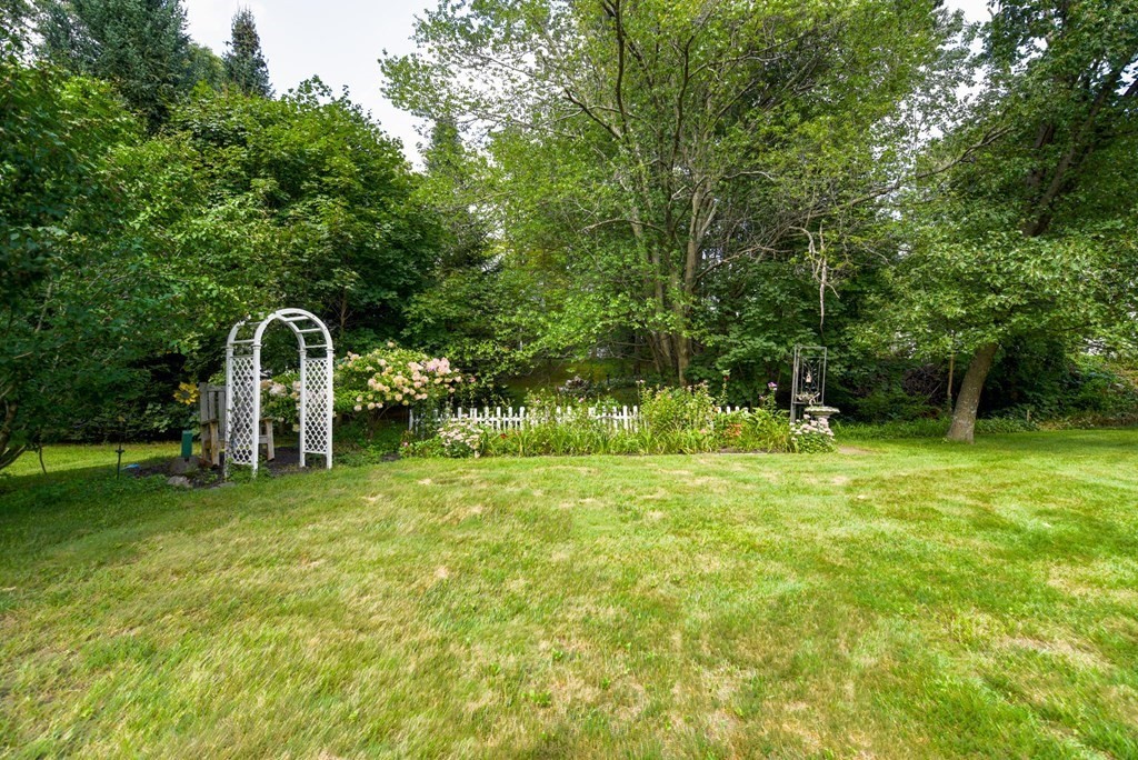375 Main Street Townsend, MA 01474 - Photo 17 of 22 Gallery Image 17
