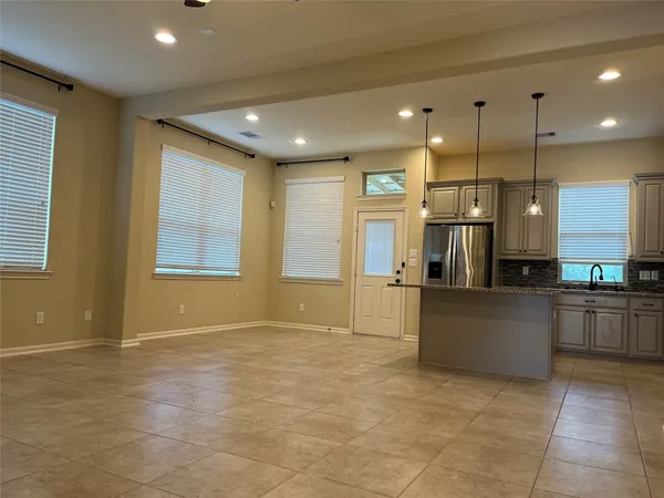 $2,200 | 12250 La Strada Street, Richmond, TX 77406