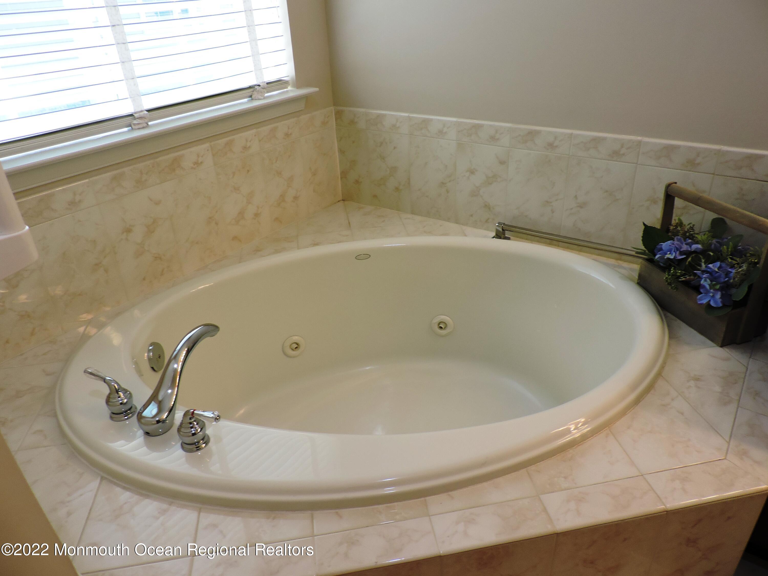 46 Drayton Road Manchester Township, NJ 08759 - Photo 29 of 43 46 DRAYTON ROAD 021