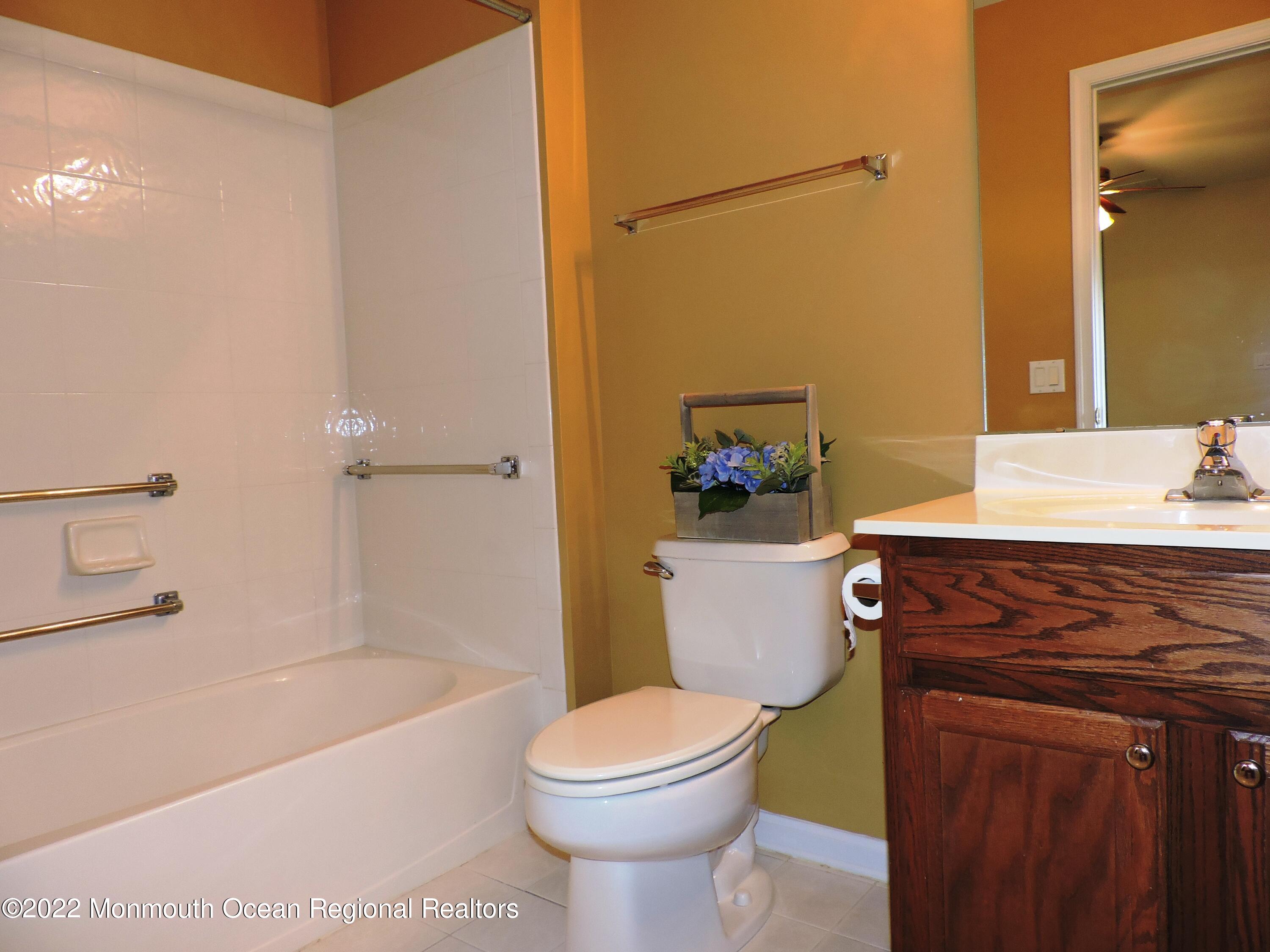 46 Drayton Road Manchester Township, NJ 08759 - Photo 33 of 43 46 DRAYTON ROAD 012