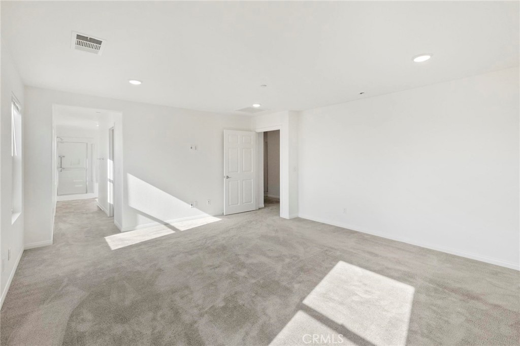 20765 Barn Road Riverside, CA 92507 - Photo 30 of 56 a view of an empty room