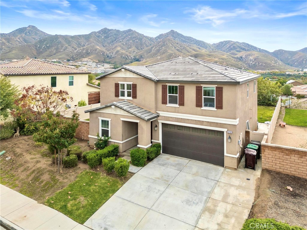20765 Barn Road Riverside, CA 92507 - Photo 3 of 56 a view of house with a yard
