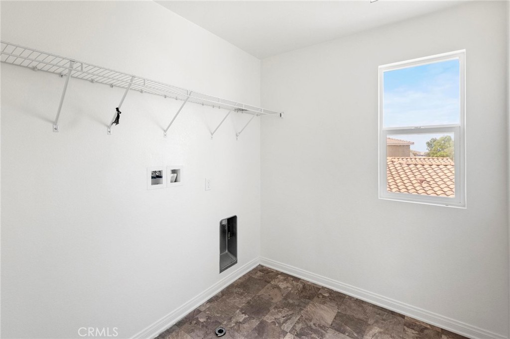 20765 Barn Road Riverside, CA 92507 - Photo 41 of 56 a view of a bathroom with a shower